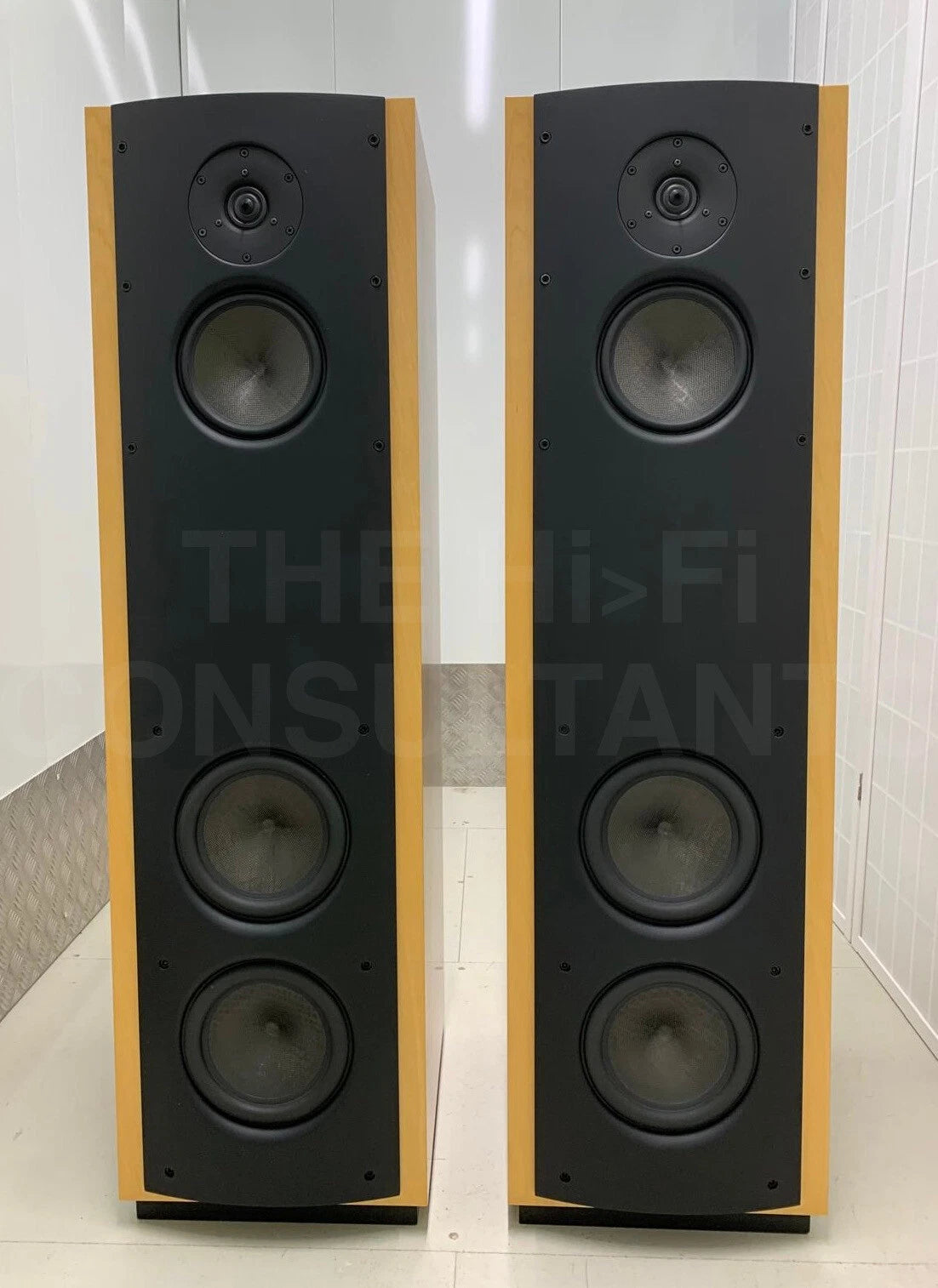 MAGICO V3 LOUDSPEAKERS