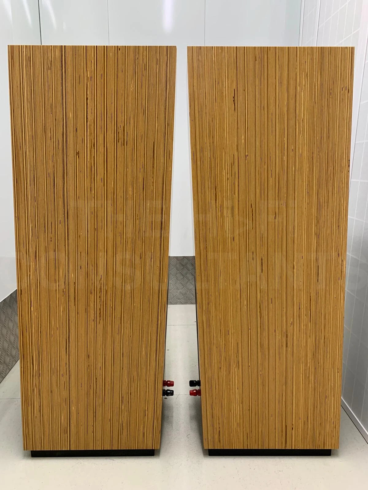 MAGICO V3 LOUDSPEAKERS