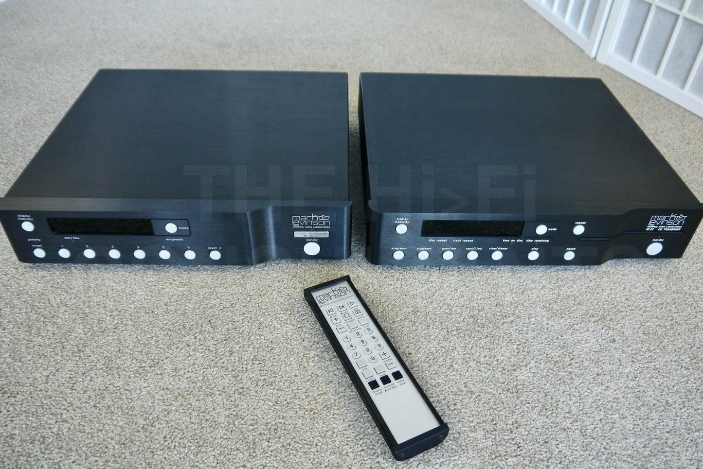 MARK LEVINSON No 37 CD TRANSPORT & No 360 S DAC