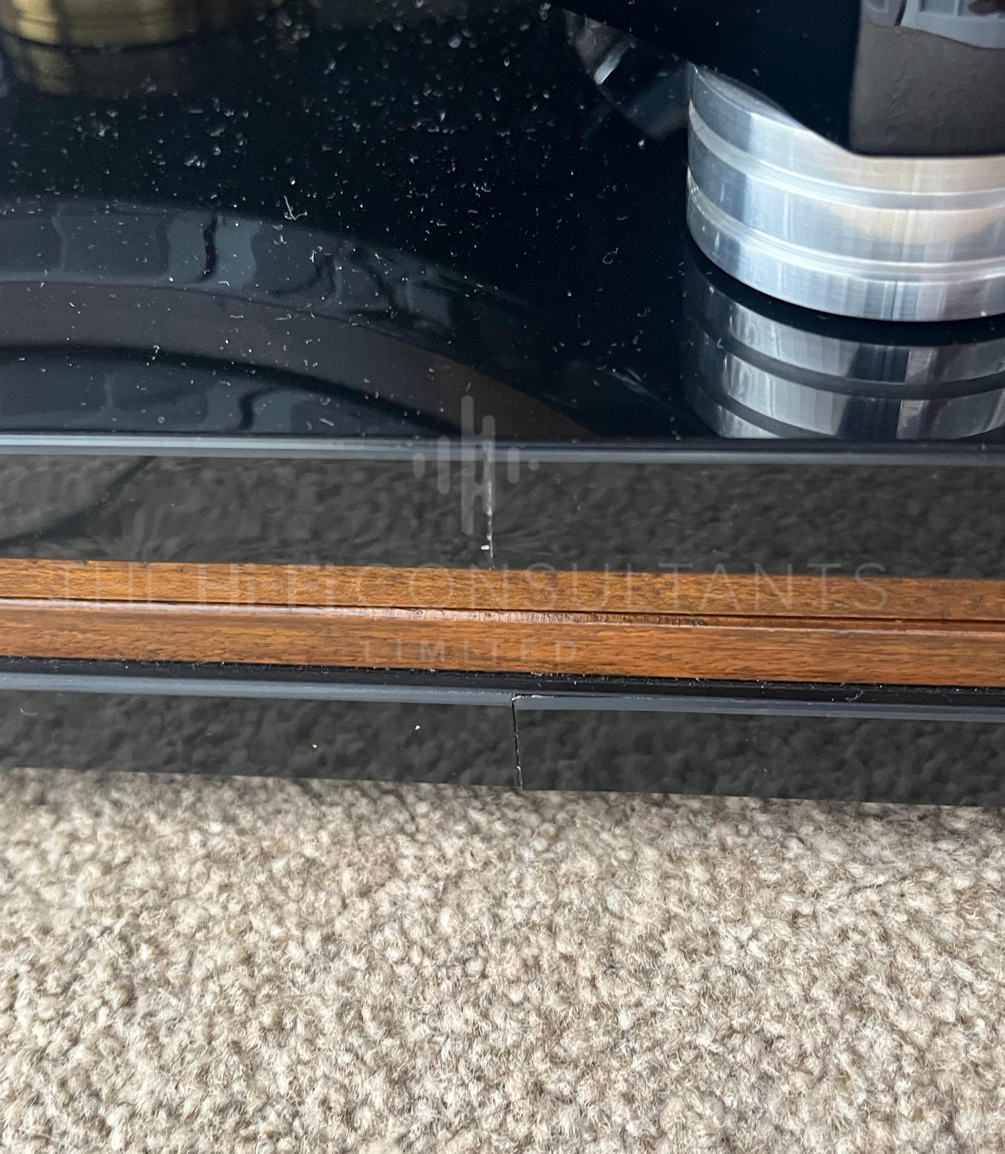 SMALL AUDIO MANUFACTURE (SAM) SINNER TURNTABLE