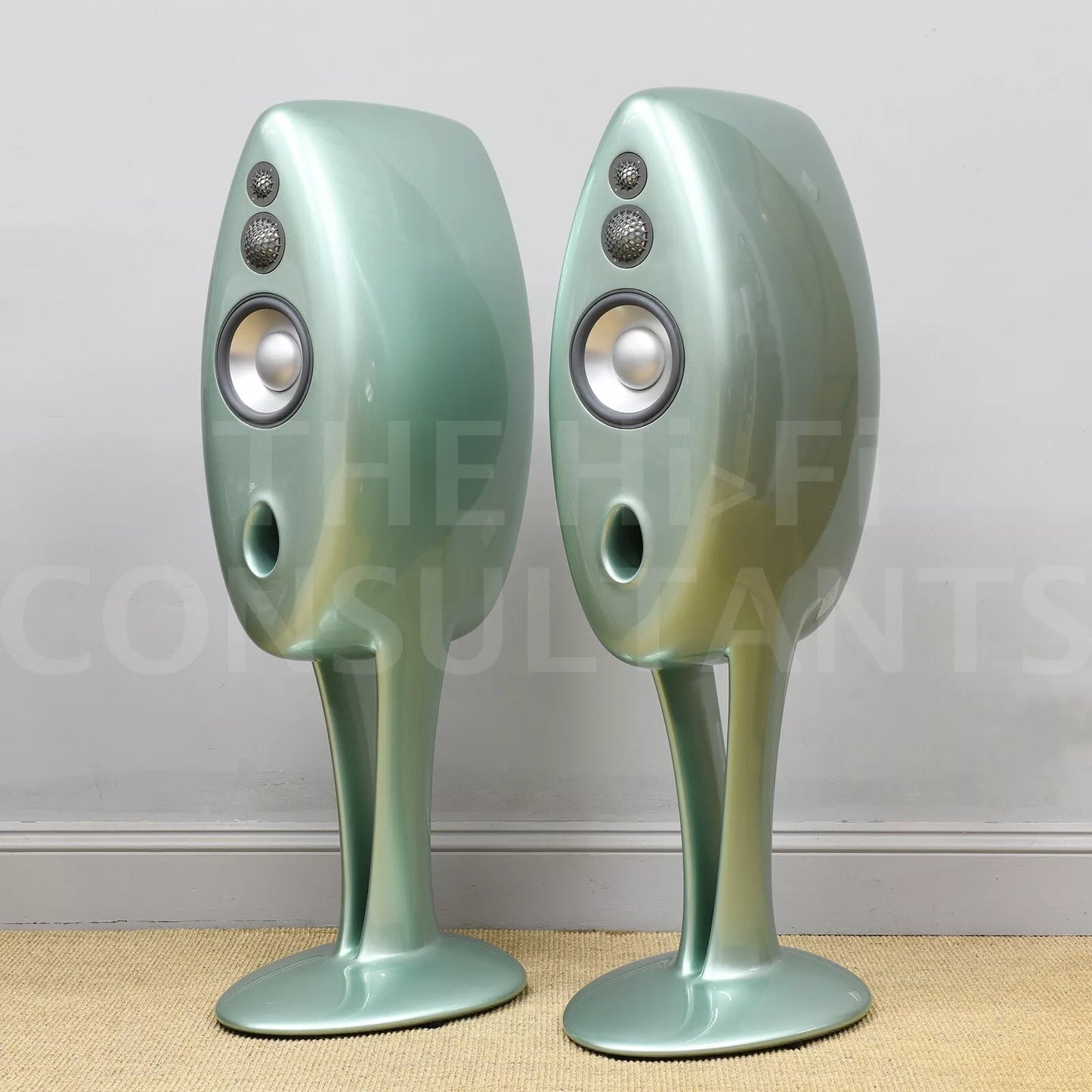 VIVID AUDIO B1 LOUDSPEAKERS