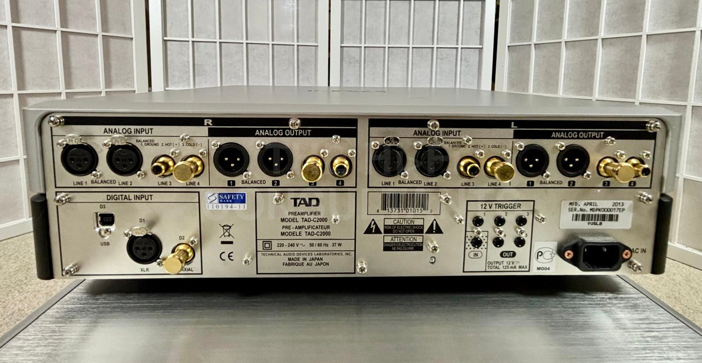 TAD-C2000 PREAMPLIFIER INCL. DAC + TAD-M2500 MK2-S POWER AMPLIFIER