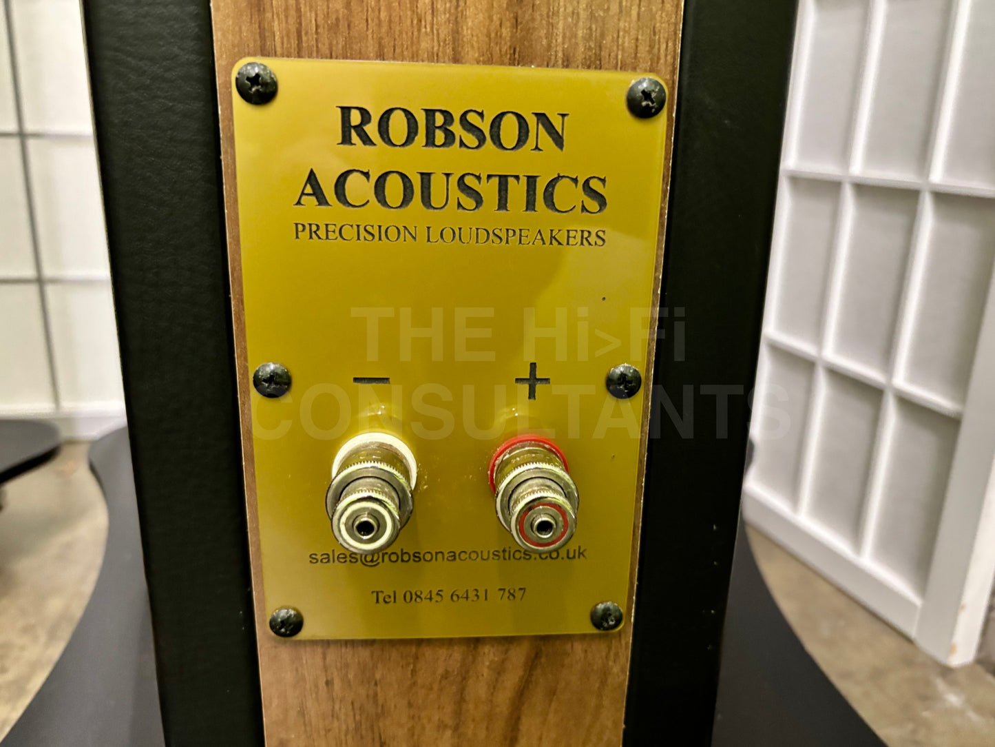 ROBSON ACOUSTICS VOLTAIRE REFERENCE 1V FLOORSTANDING LOUDSPEAKERS