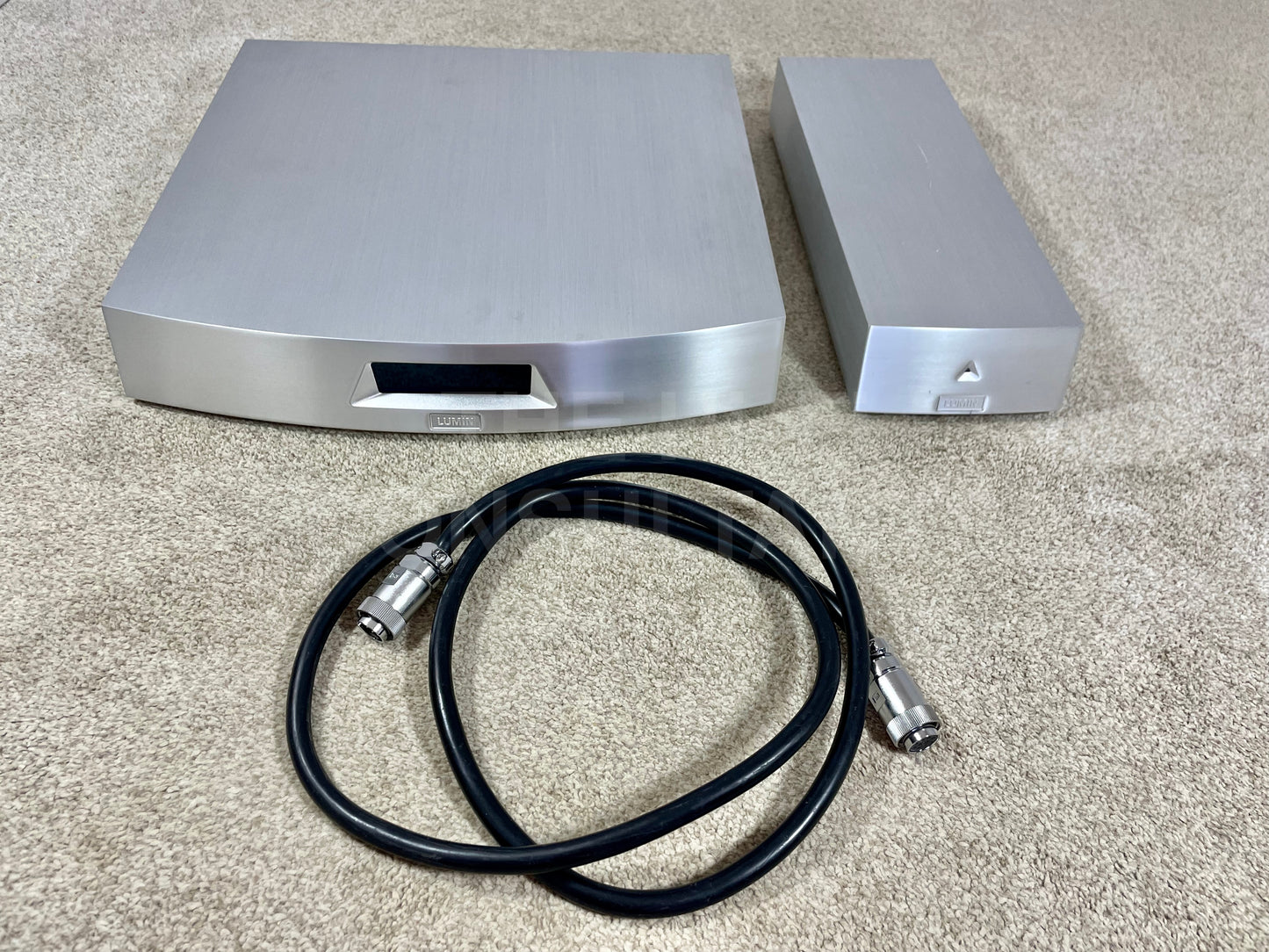 LUMIN X1 NETWORK STREAMER/MUSIC PLAYER