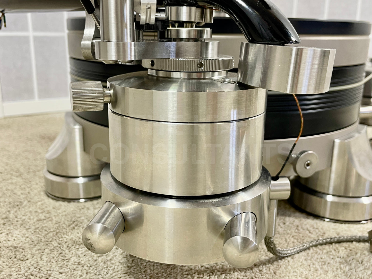 CONTINUUM OBSIDIAN TURNTABLE INC. VIPER TONEARM