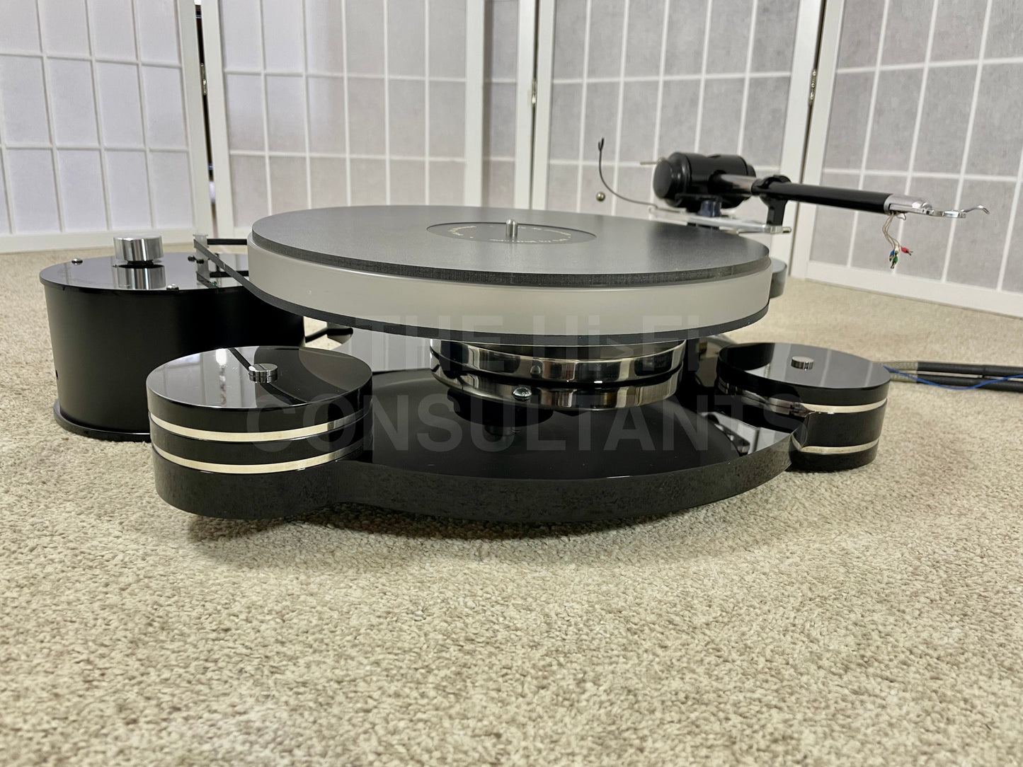 ORIGIN LIVE RESOLUTION 4 TURNTABLE + CONQUEROR MK3C 9" TONEARM