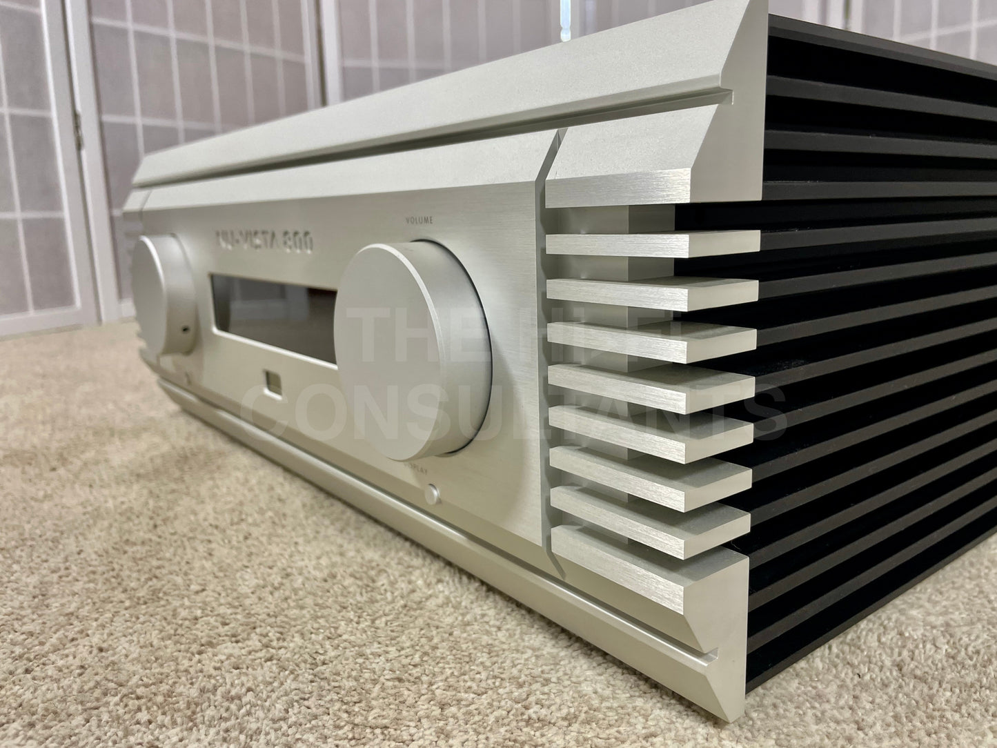 MUSICAL FIDELITY NU-VISTA 800 INTEGRATED AMPLIFIER