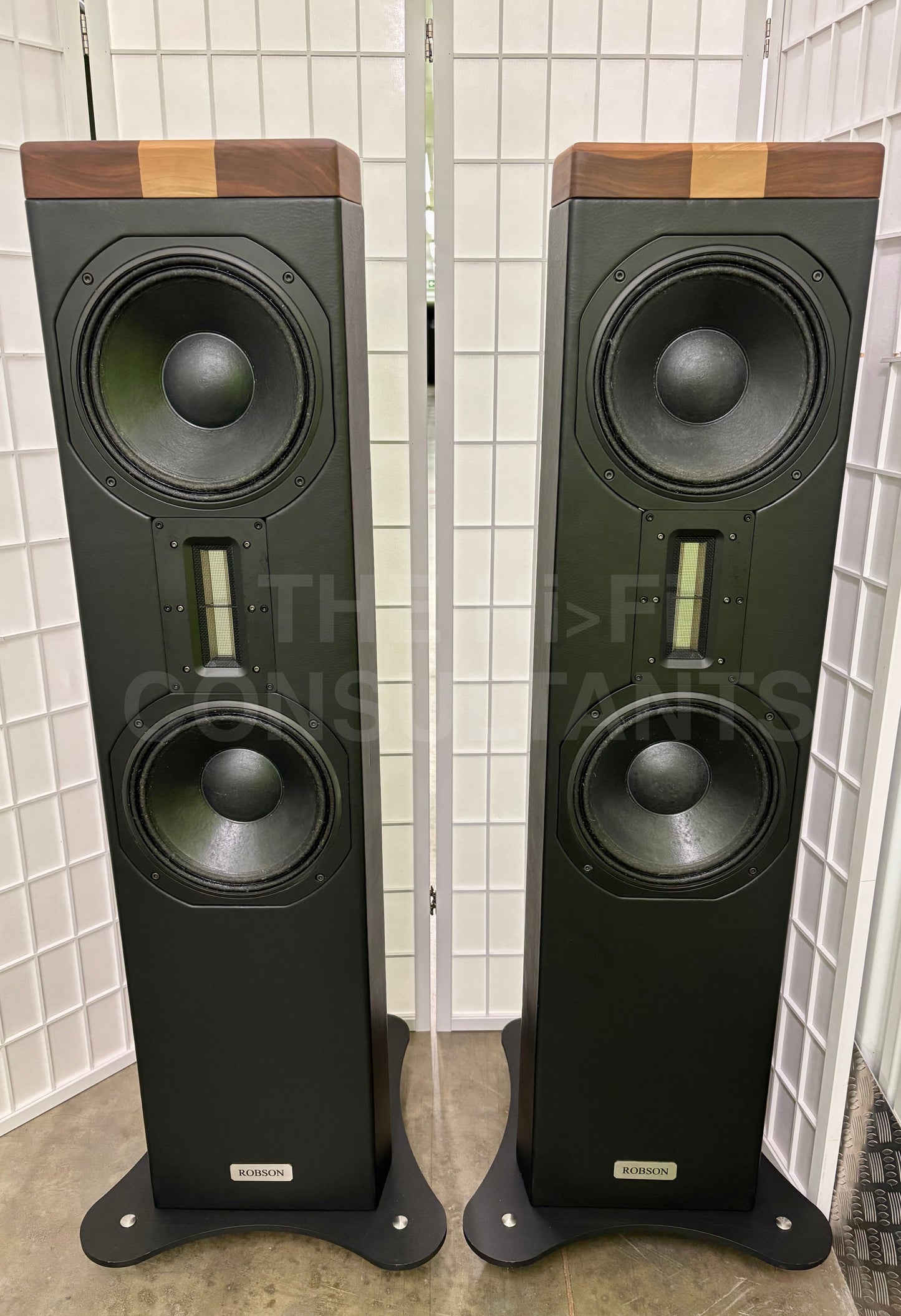 ROBSON ACOUSTICS VOLTAIRE REFERENCE 1V FLOORSTANDING LOUDSPEAKERS