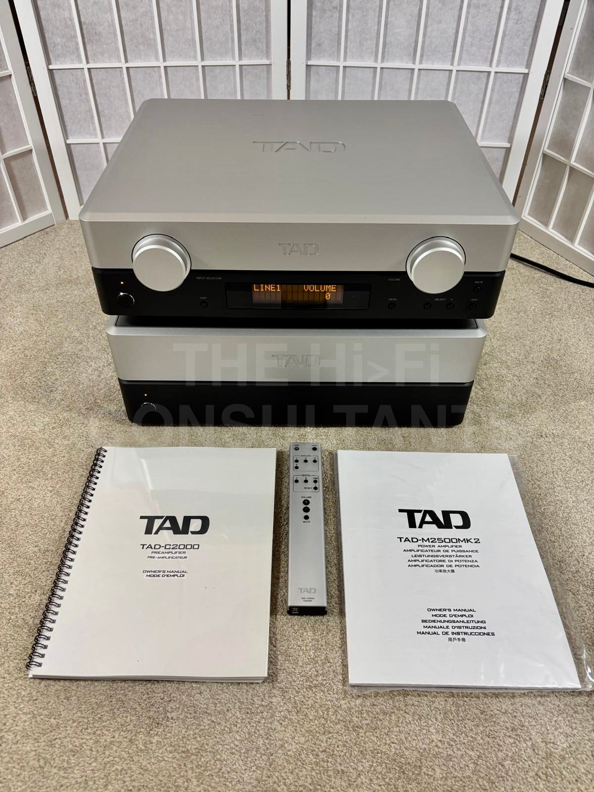 TAD-C2000 PREAMPLIFIER INCL. DAC + TAD-M2500 MK2-S POWER AMPLIFIER