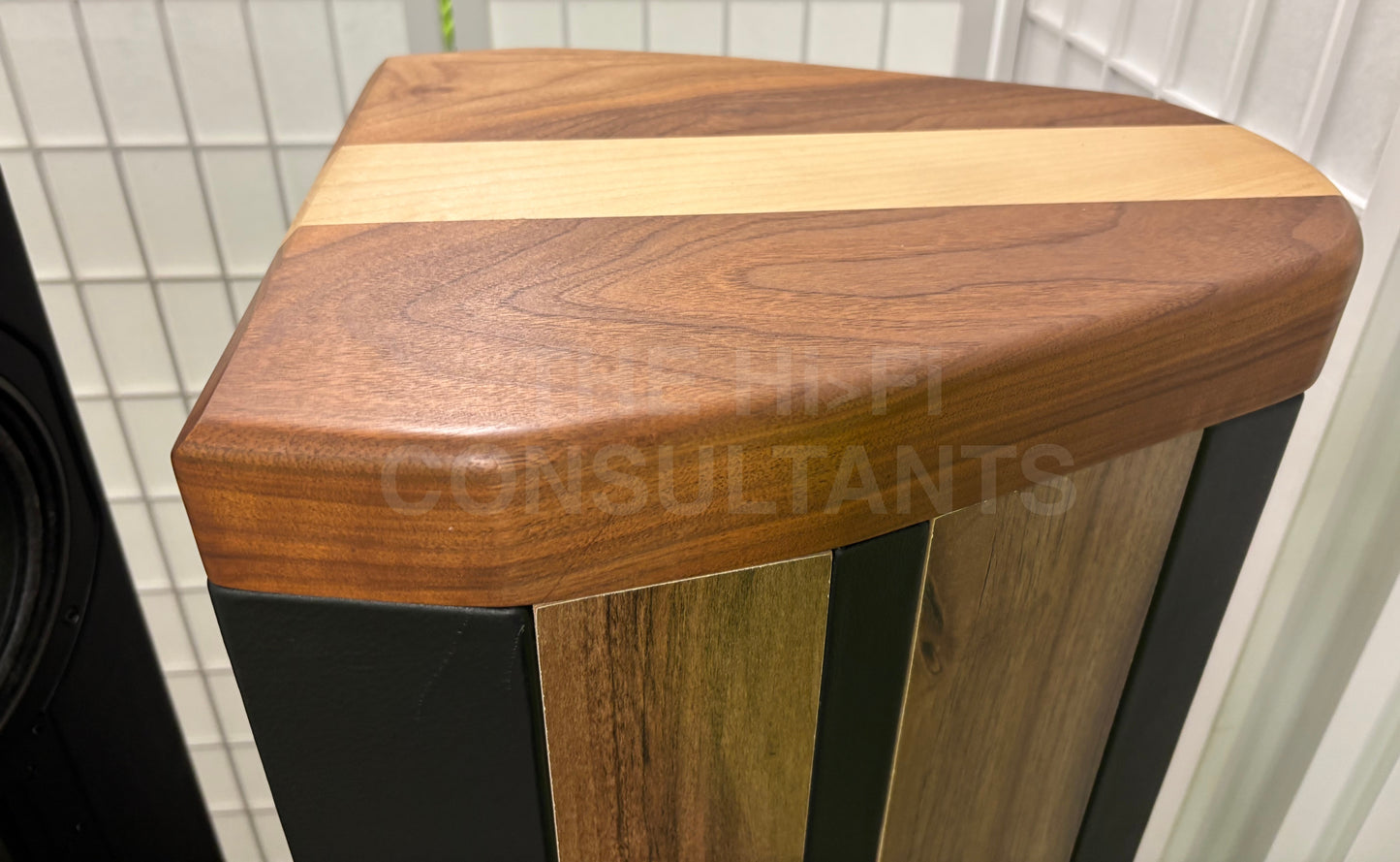 ROBSON ACOUSTICS VOLTAIRE REFERENCE 1V FLOORSTANDING LOUDSPEAKERS