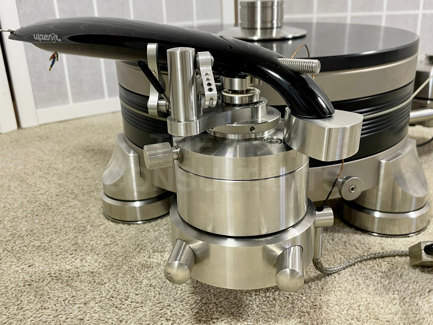 CONTINUUM OBSIDIAN TURNTABLE INC. VIPER TONEARM