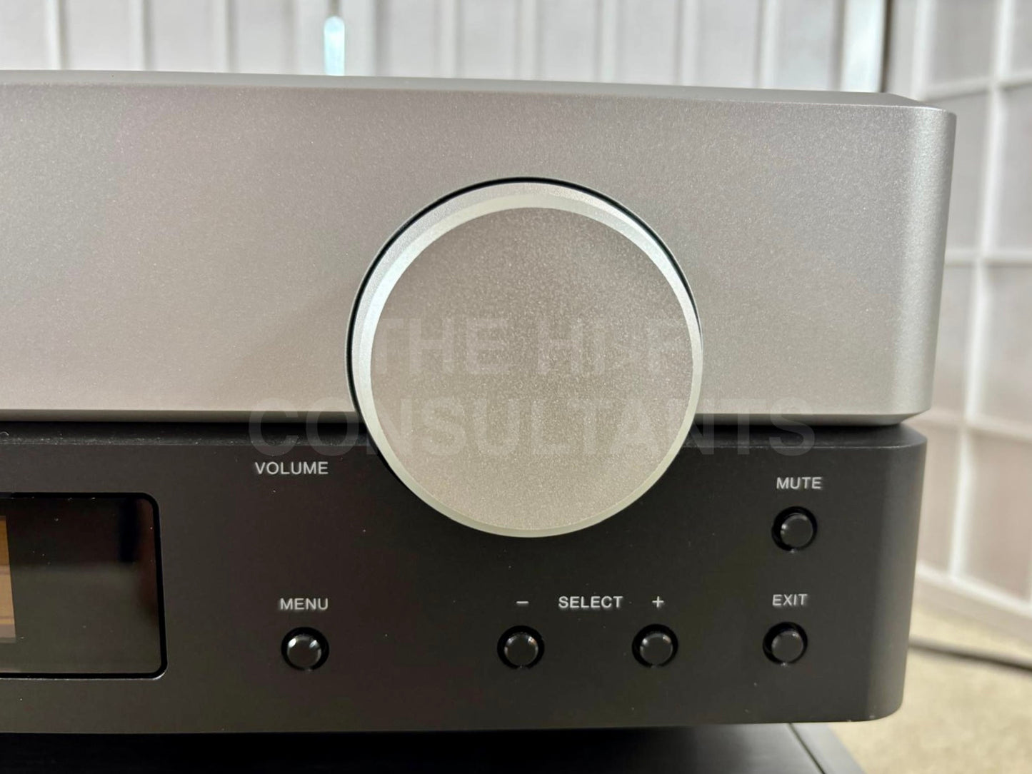 TAD-C2000 PREAMPLIFIER INCL. DAC + TAD-M2500 MK2-S POWER AMPLIFIER