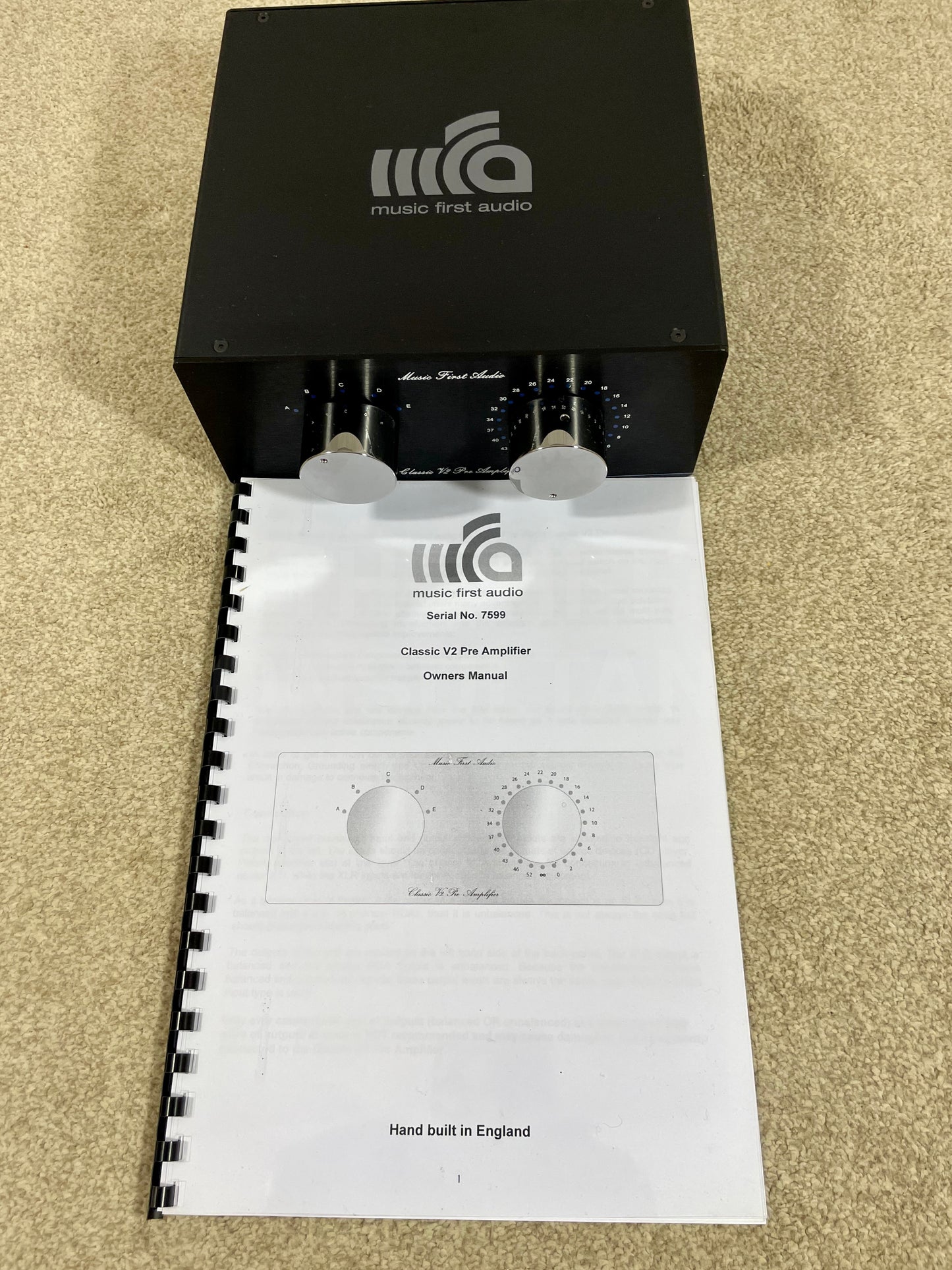 MUSIC FIRST AUDIO CLASSIC V2 PREAMPLIFIER