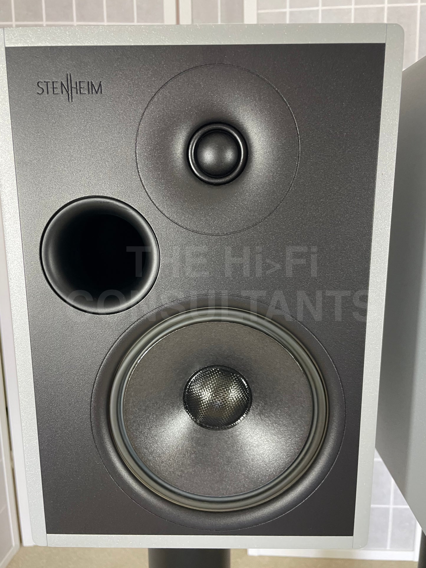 STENHEIM ALUMINE TWO SE LOUDSPEAKERS INC. DEDICATED STANDS