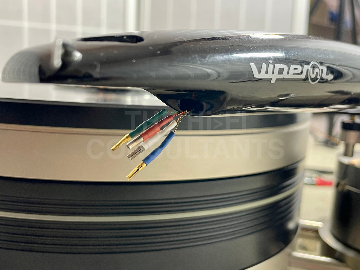 CONTINUUM OBSIDIAN TURNTABLE INC. VIPER TONEARM