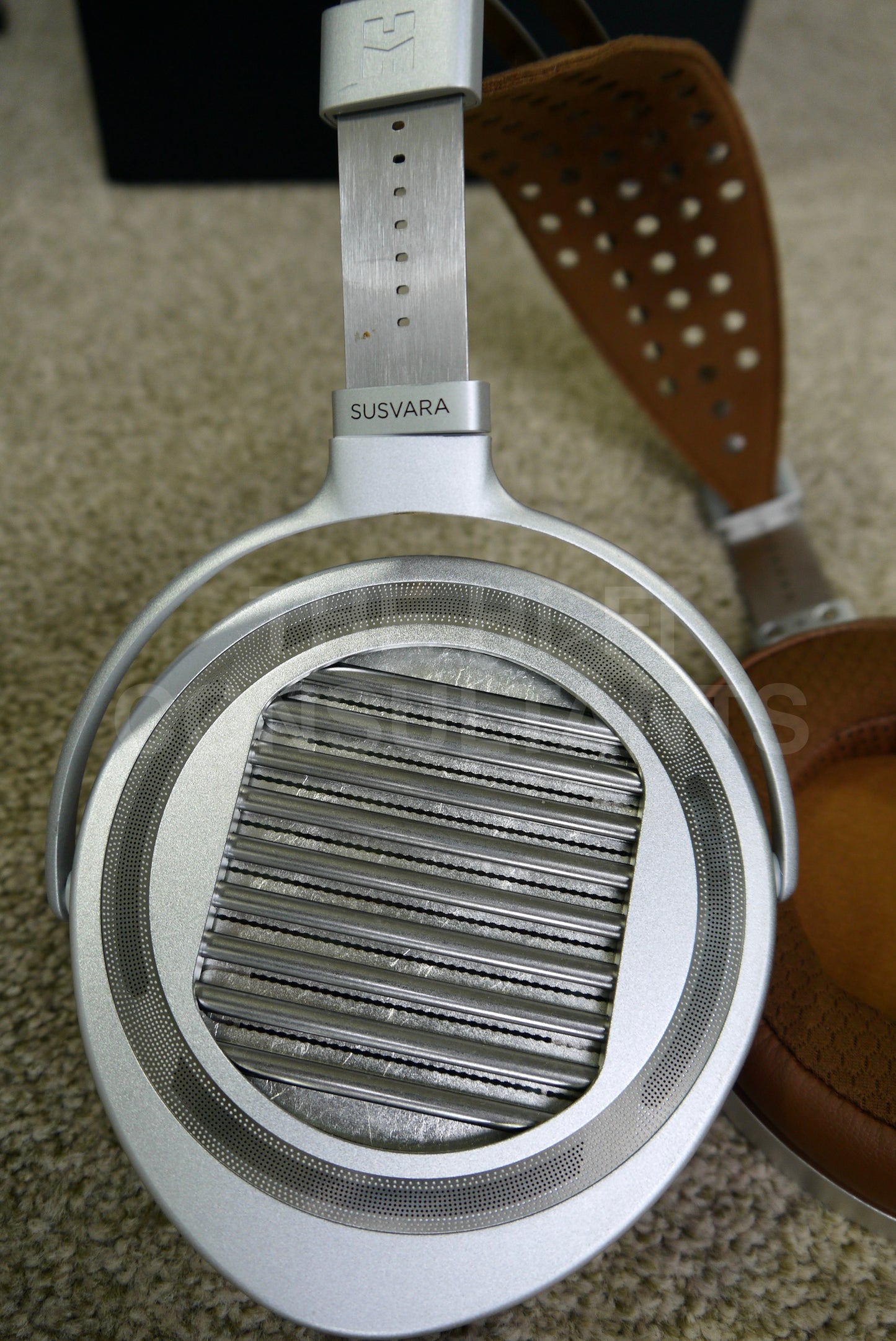 HIFIMAN SUSVARA UNVEILED OPEN-BACK PLANAR HEADPHONES