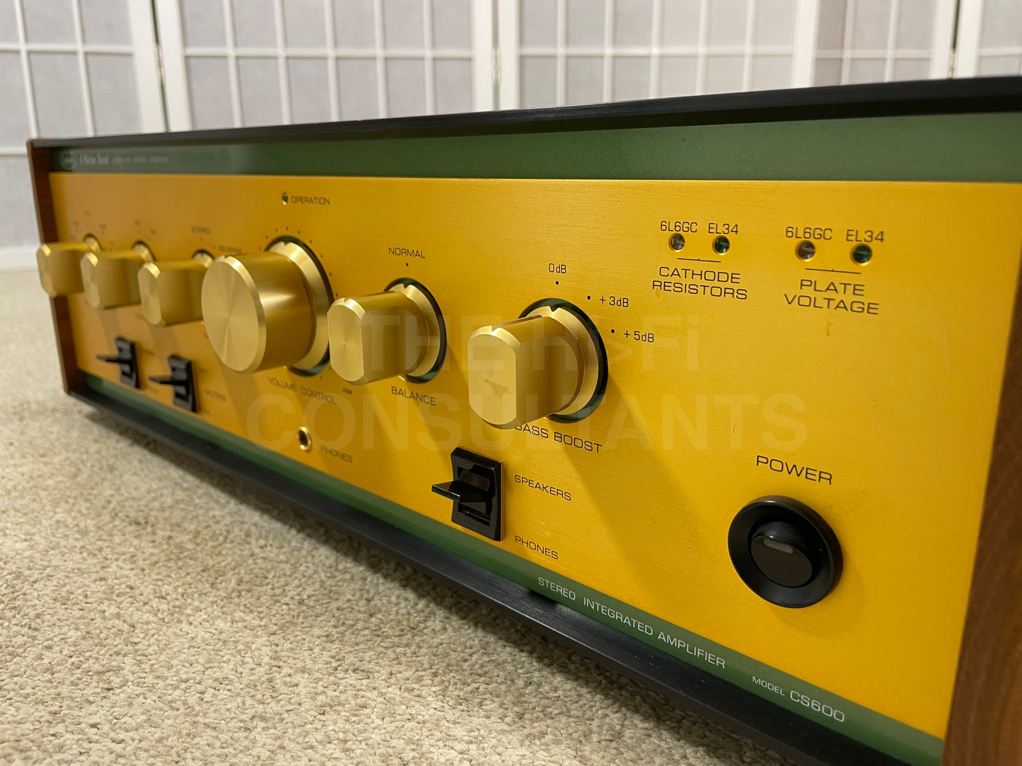 LEBEN CS-600 (20 WATTS PER CHANNEL) INTEGRATED VALVE AMPLIFIER