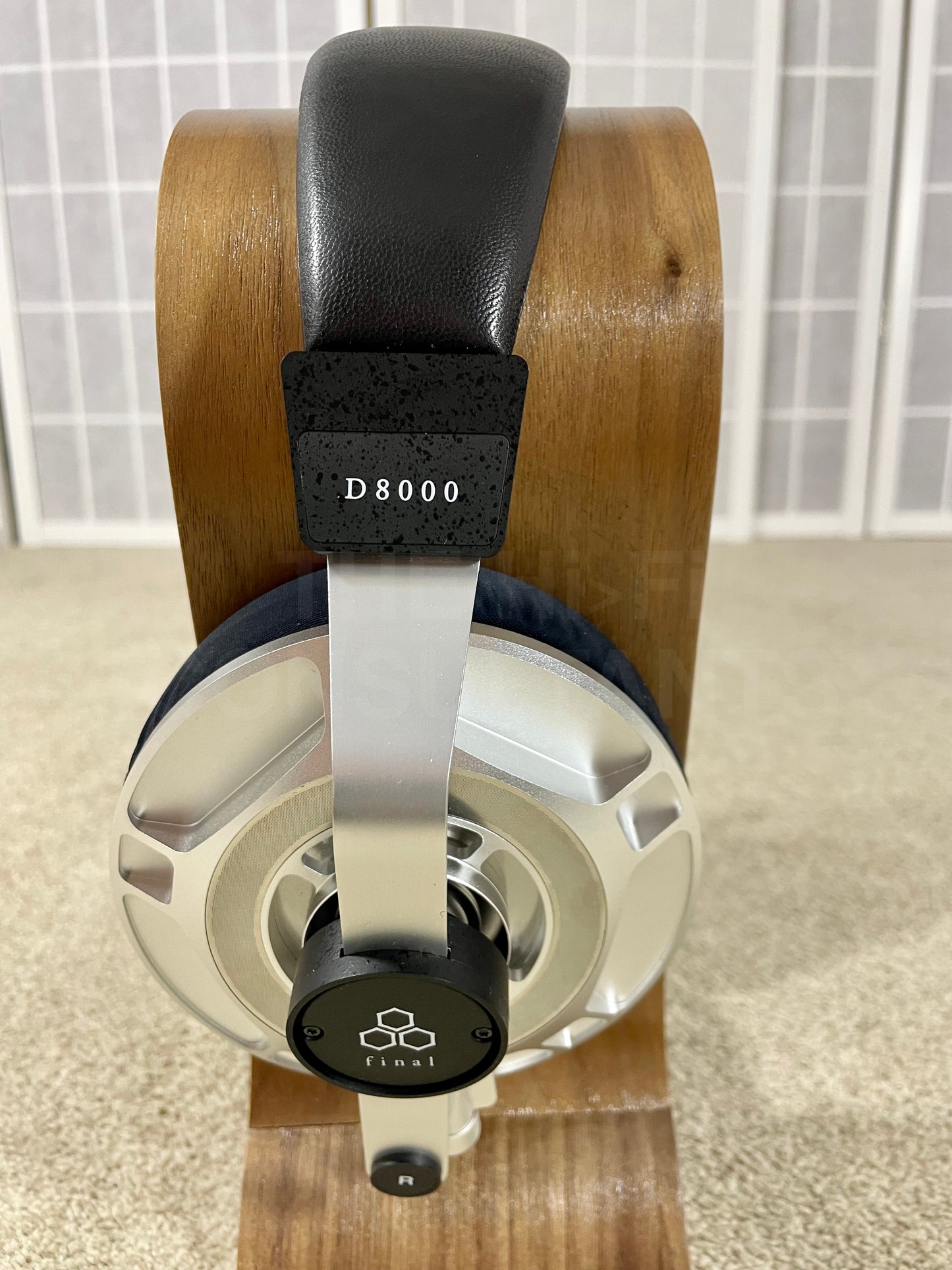 FINAL AUDIO D8000 OPEN-BACK HEADPHONES