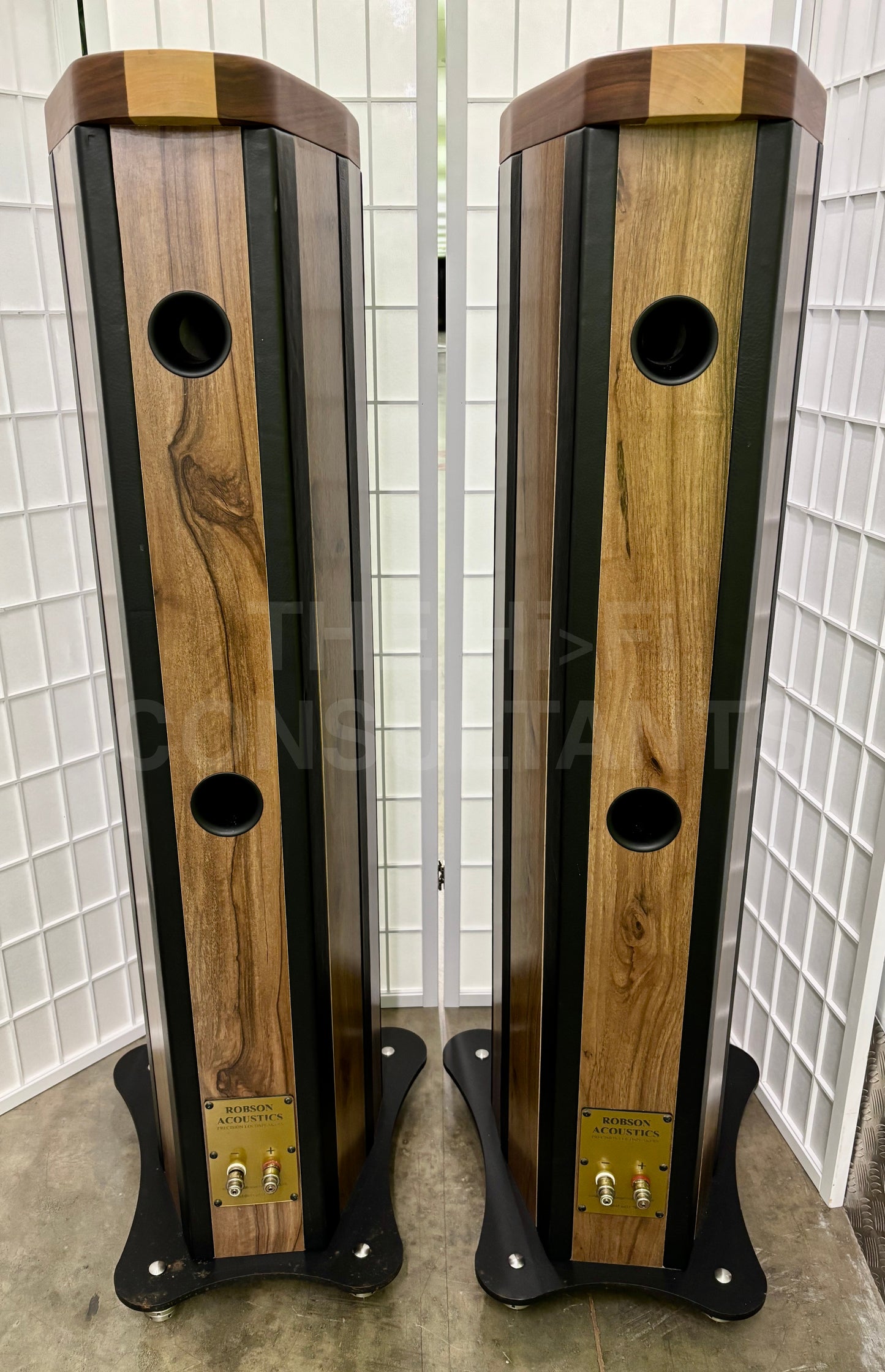 ROBSON ACOUSTICS VOLTAIRE REFERENCE 1V FLOORSTANDING LOUDSPEAKERS
