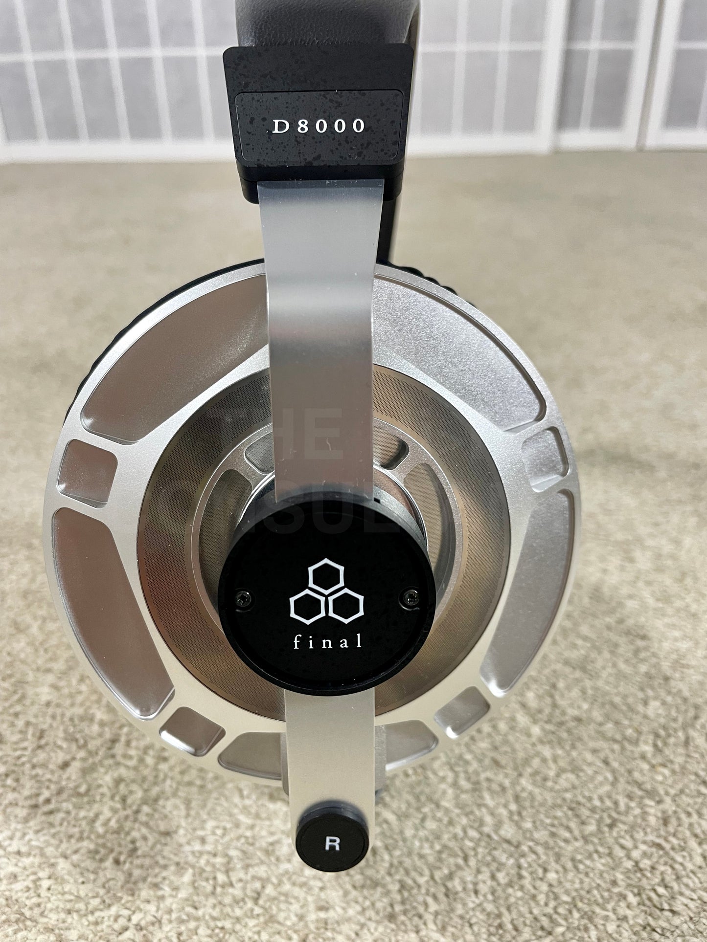 FINAL AUDIO D8000 OPEN-BACK HEADPHONES