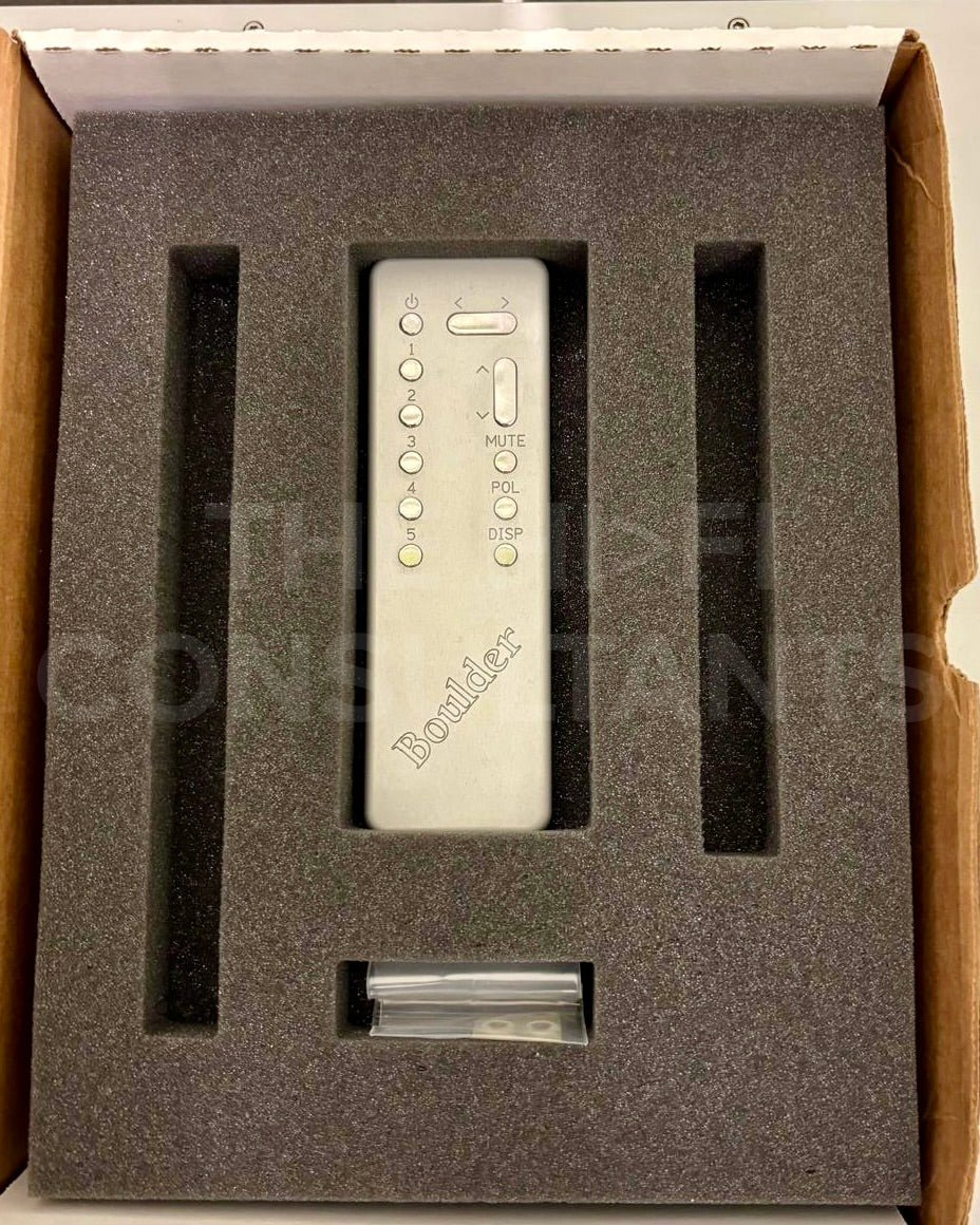 BOULDER 1110 PRE AMPLIFIER