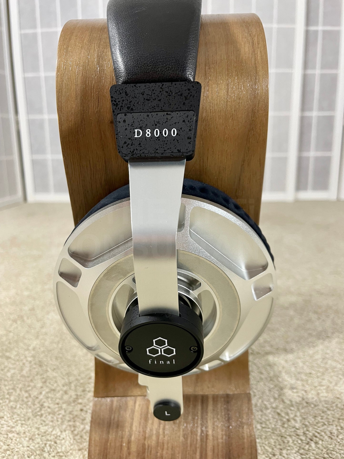 FINAL AUDIO D8000 OPEN-BACK HEADPHONES