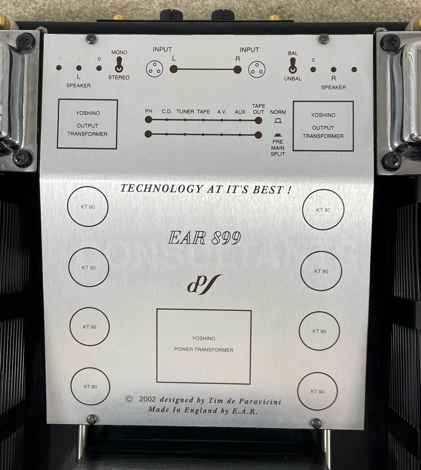 EAR YOSHINO 899 INTEGRATED VALVE AMPLIFIER (70 WATTS PER CHANNEL)