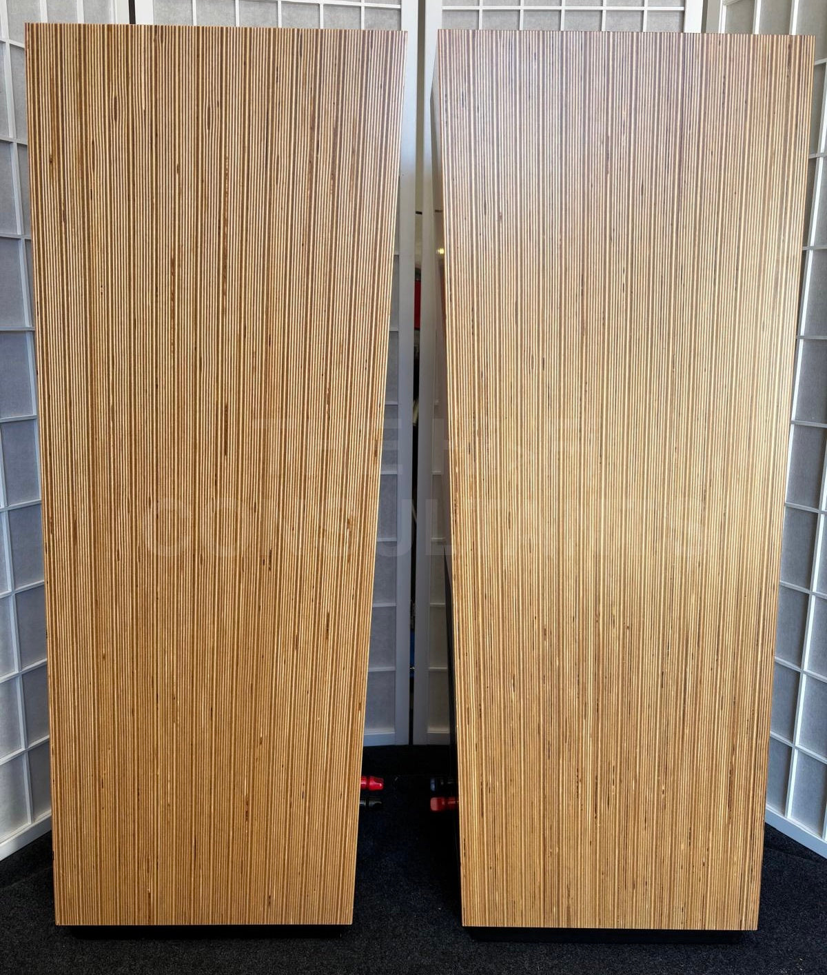 MAGICO V3 FLOORSTANDING LOUDSPEAKERS