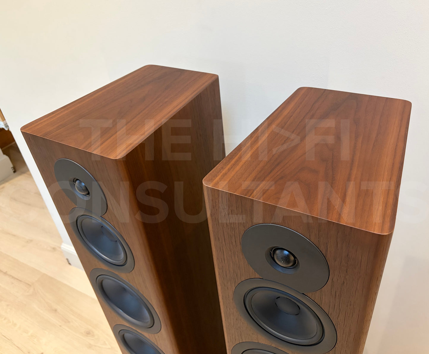 DYNAUDIO EVOKE 50 LOUDSPEAKERS