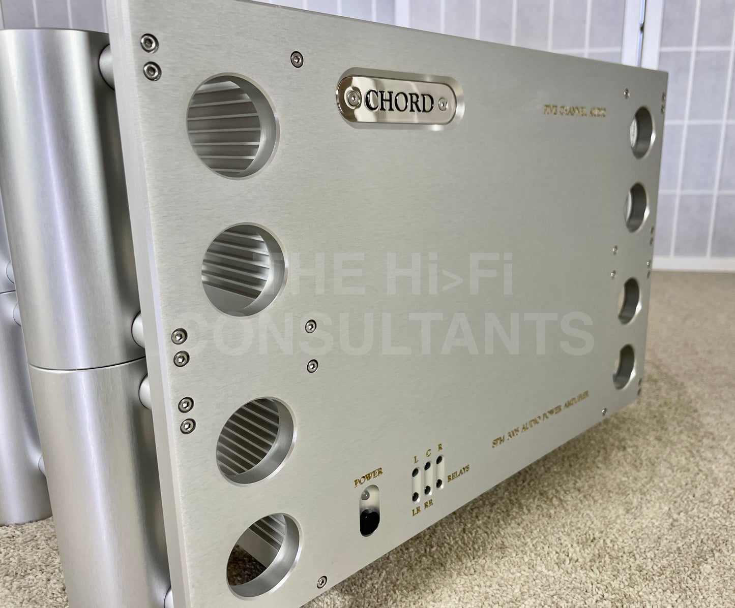 CHORD ELECTRONICS SPM 3005 (5 CHANNEL) SIGNATURE POWER AMPLIFIER INC. INTEGRA LEGS