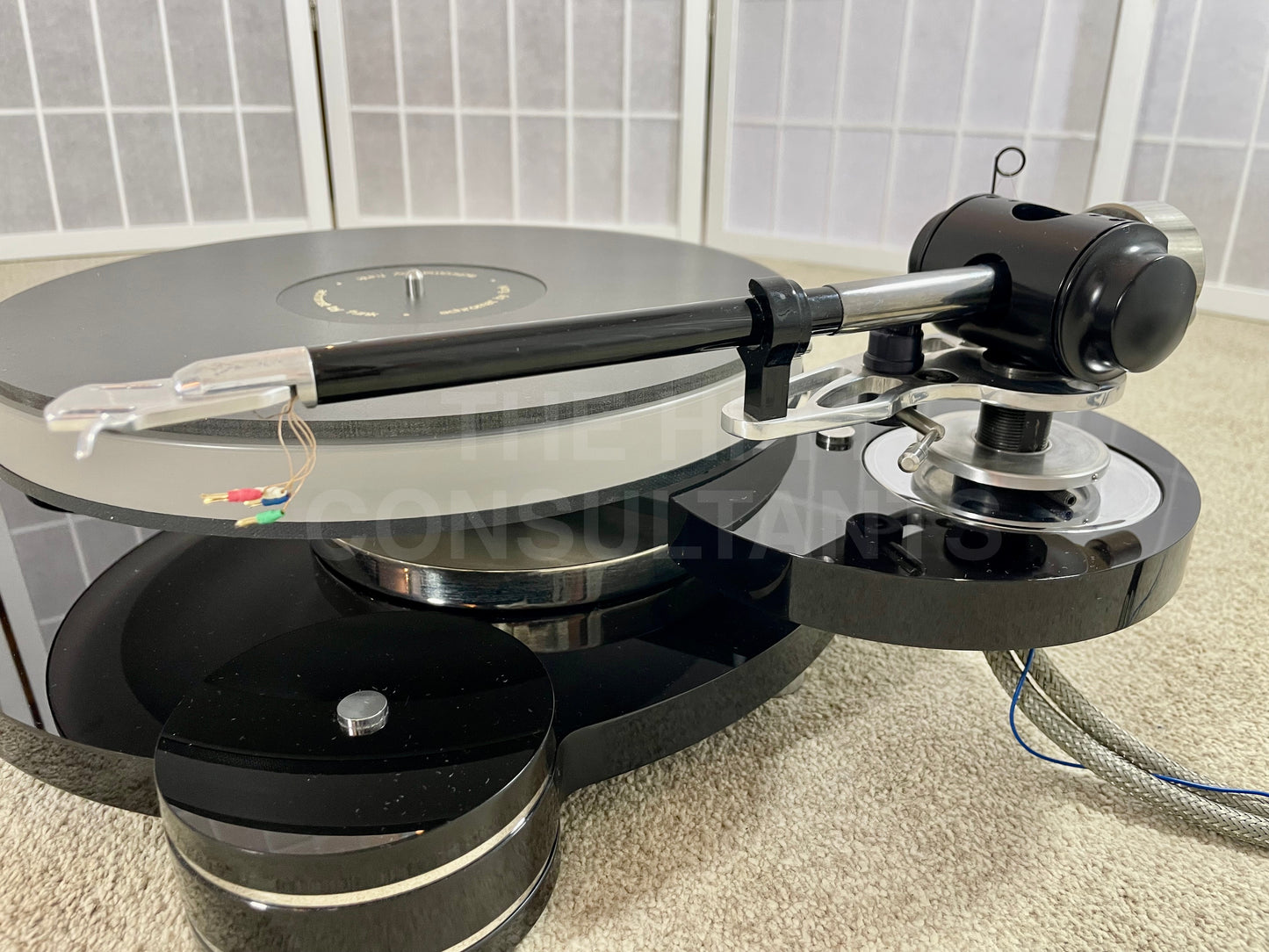 ORIGIN LIVE RESOLUTION 4 TURNTABLE + CONQUEROR MK3C 9" TONEARM