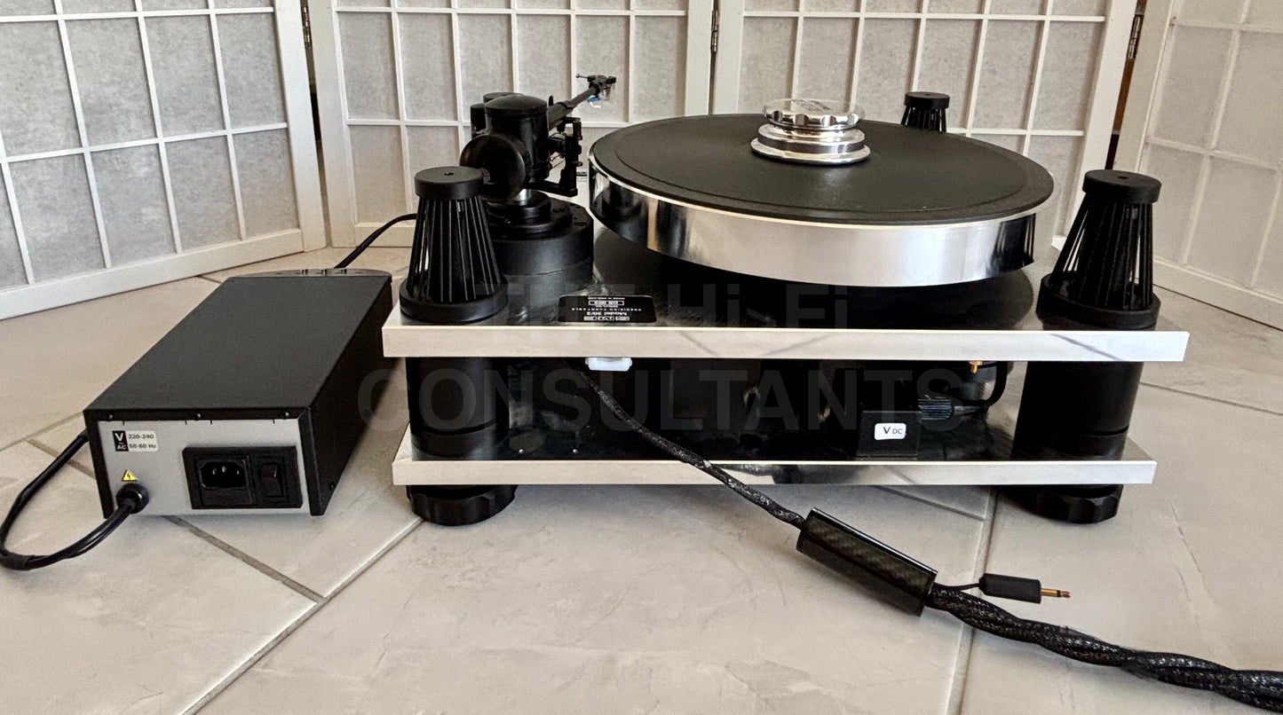 SME 30/2 DIAMOND ANNIVERSARY (LIMITED EDITION) TURNTABLE/GRAHAM PHANTOM 111 9" TONEARM/LYRA ETNA LAMBDA SL MC CARTRIDGE