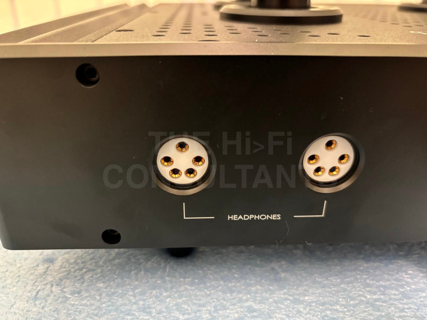 BLUE HAWAII 'SPECIAL EDITION' (BHSE) ELECTROSTATIC VALVE HEADPHONE AMPLIFIER