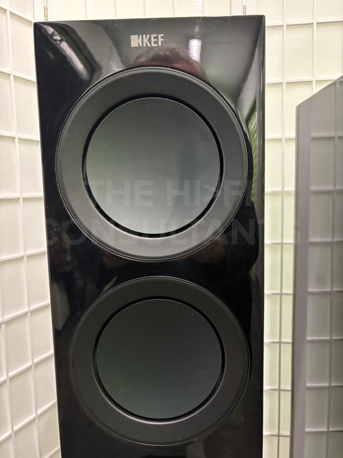 KEF R11 LOUDSPEAKERS (NON META)