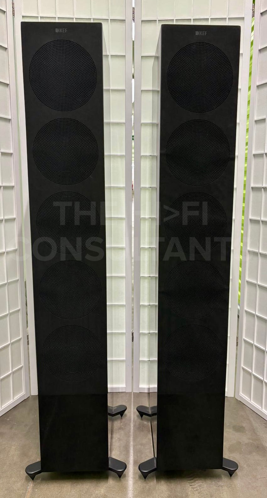 KEF R11 LOUDSPEAKERS (NON META)