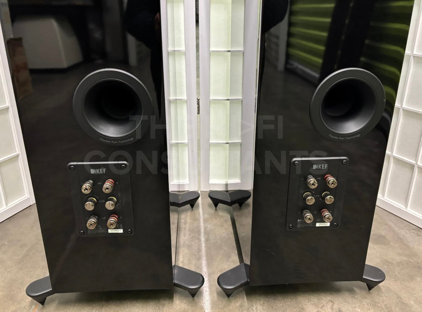 KEF R11 LOUDSPEAKERS (NON META)