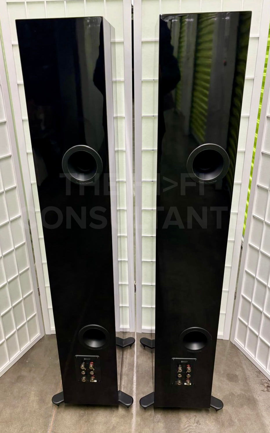 KEF R11 LOUDSPEAKERS (NON META)