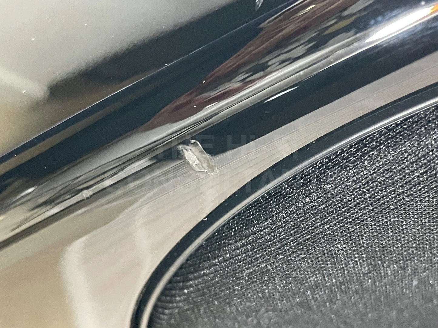 MERIDIAN DSP3200 ACTIVE LOUDSPEAKERS (incl 'M' STANDS)