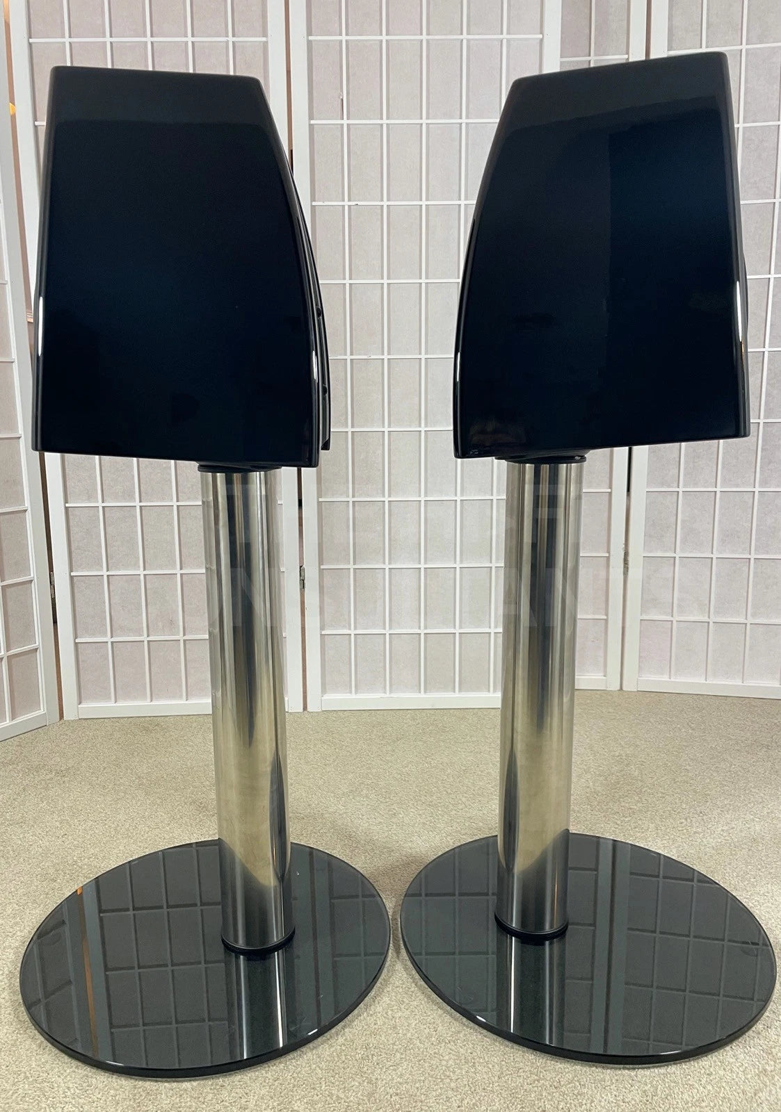 MERIDIAN DSP3200 ACTIVE LOUDSPEAKERS (incl 'M' STANDS)