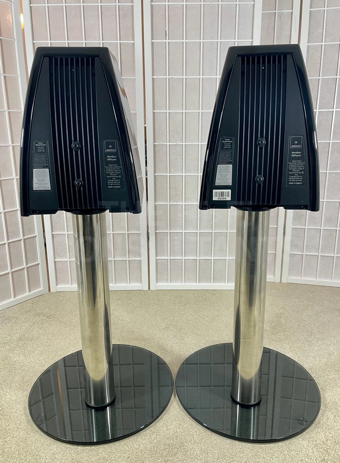 MERIDIAN DSP3200 ACTIVE LOUDSPEAKERS (incl 'M' STANDS)