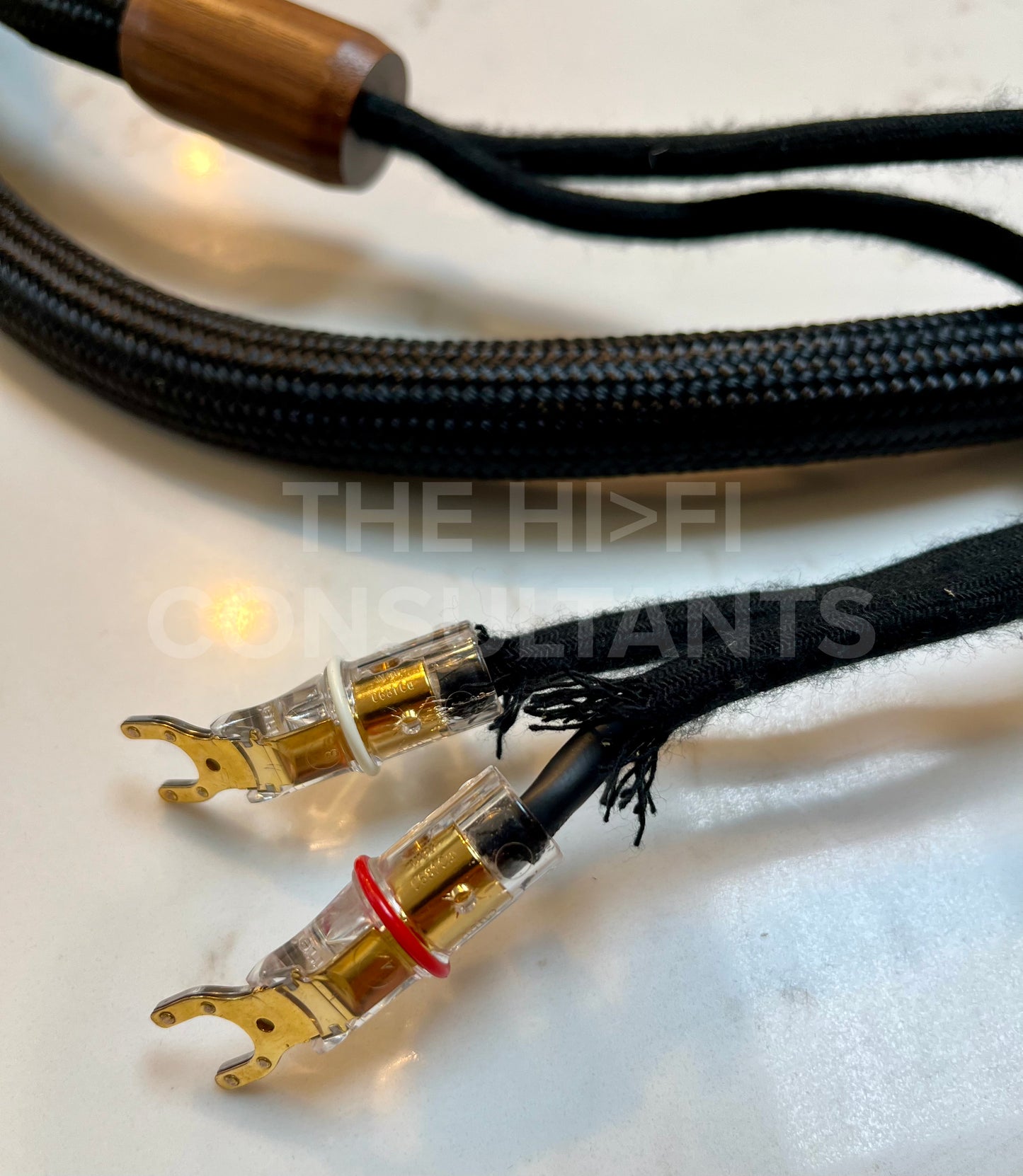 SWISS CABLE DIAMOND SINGLE SPEAKER CABLES (2.5M PAIR)
