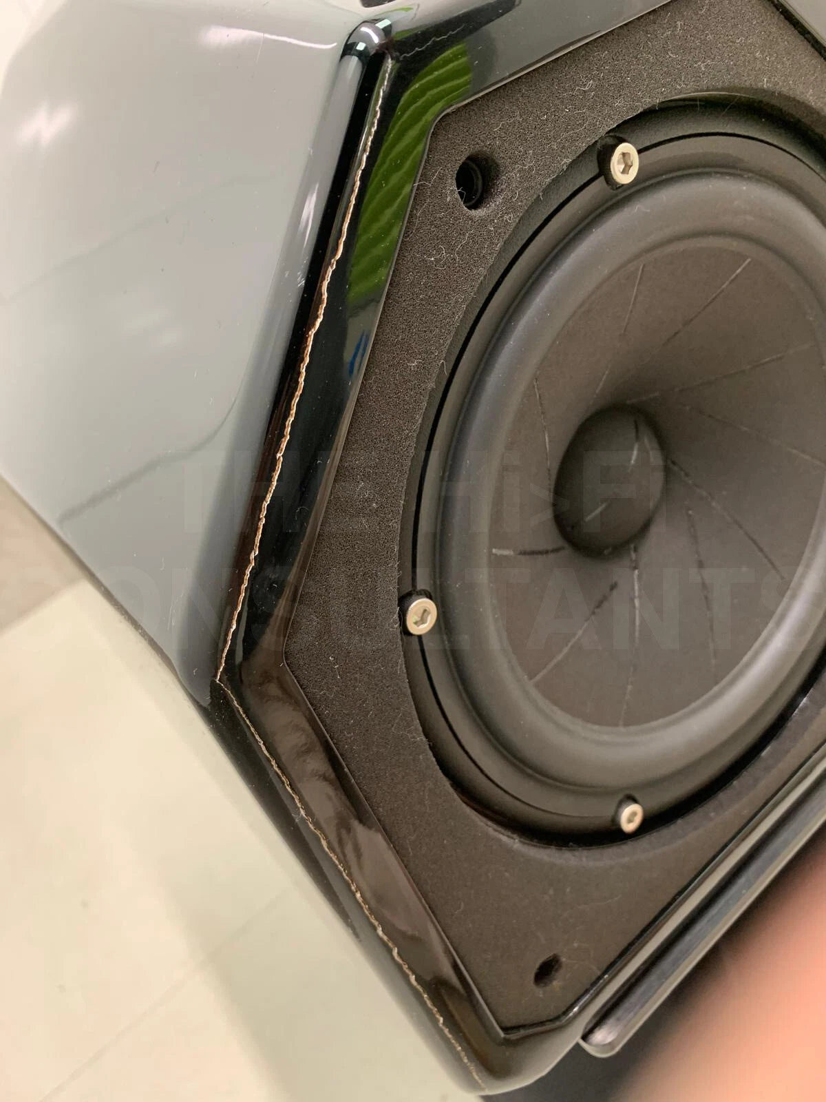 WILSON AUDIO WATCH SERIES 2 CENTRE SPEAKER (inc DEDICATED STAND)