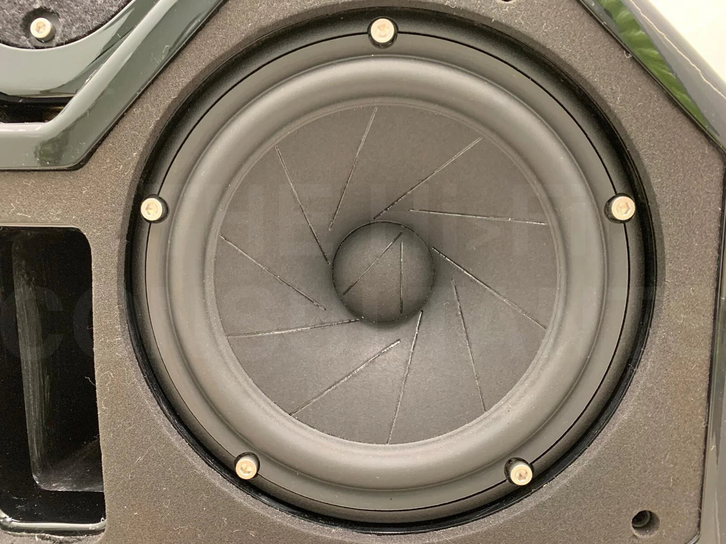 WILSON AUDIO WATCH SERIES 2 CENTRE SPEAKER (inc DEDICATED STAND)